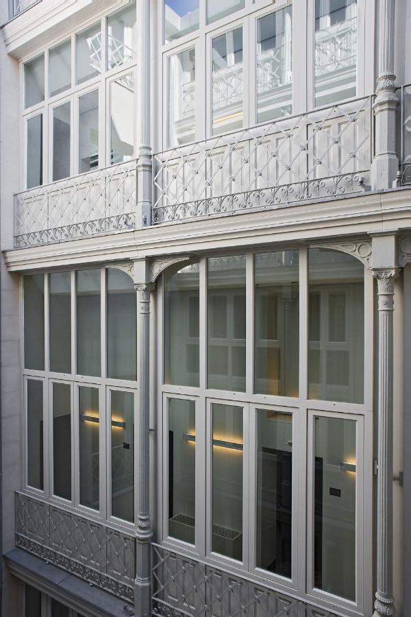 Nh Collection Madrid Palacio De Tepa Exterior foto The interior of the building