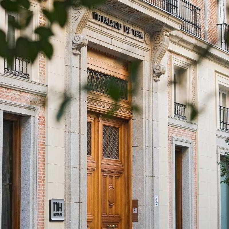 Nh Collection Madrid Palacio De Tepa Exterior foto The front door of the house